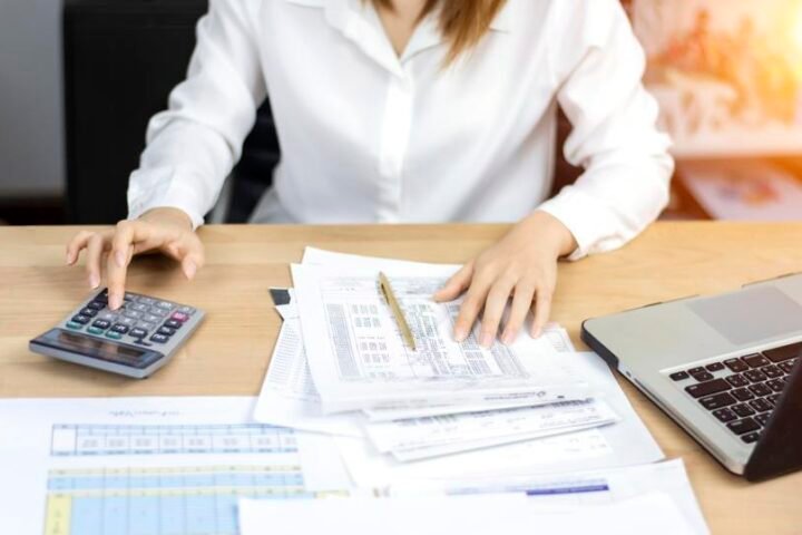 bookkeeping vs accounting